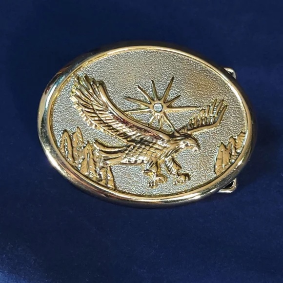 Flying Eagle Gold Tone Belt Buckle - Picture 4 of 6